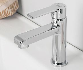 Смеситель Ammer 3704  для умывальника, картридж ? 25 mm, хром